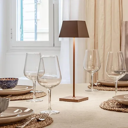 H11 The Queen's Ariston - Centro * Sanremo