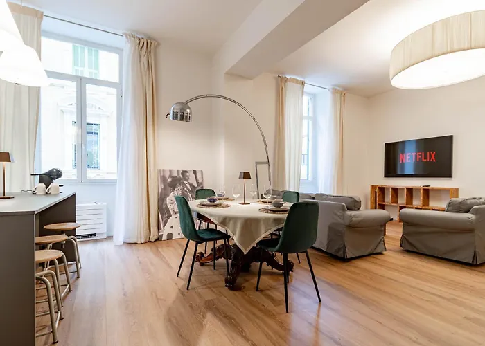 Apartament H11 The Queen's Ariston - Centro