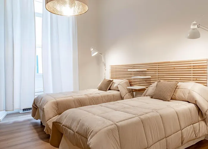 H11 The Queen's Ariston - Centro *