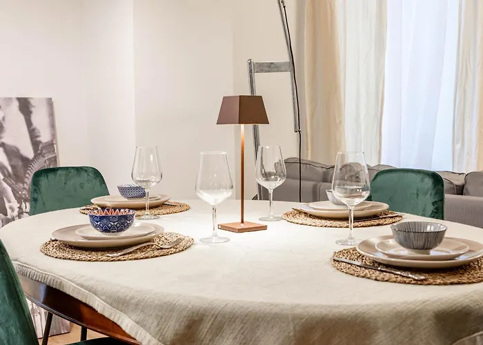 H11 The Queen's Ariston - Centro Apartament